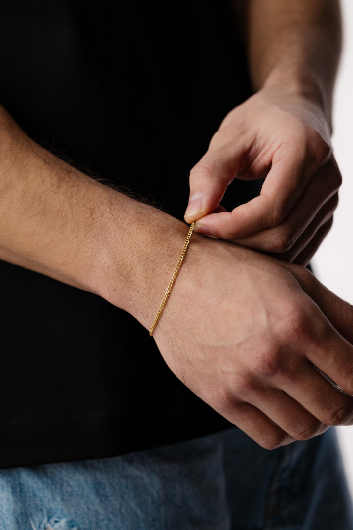 Cuban Link bracelet 2mm (Gold)