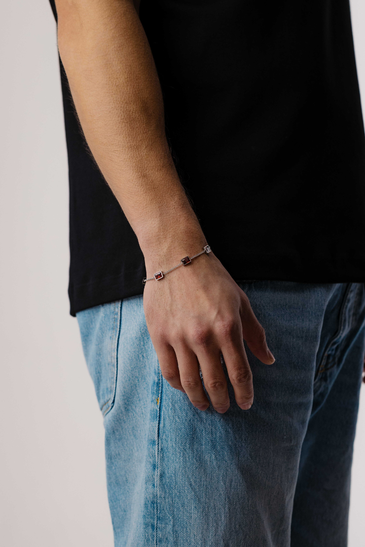 Red Stone Bracelet (Silver)