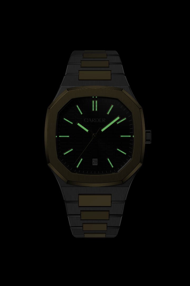 AUGUST - Gold/Black